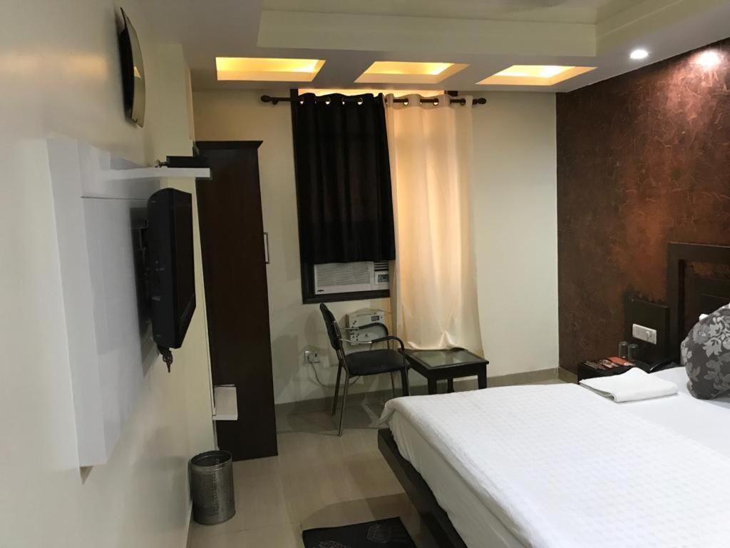 Adb Rooms Udhav Palace New Delhi Luaran gambar