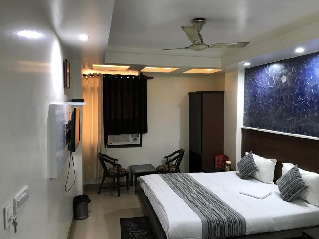 Adb Rooms Udhav Palace New Delhi Luaran gambar