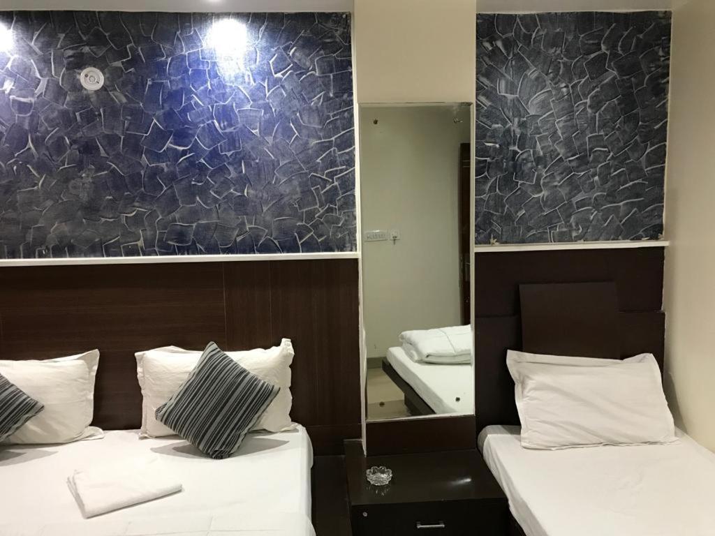 Adb Rooms Udhav Palace New Delhi Luaran gambar